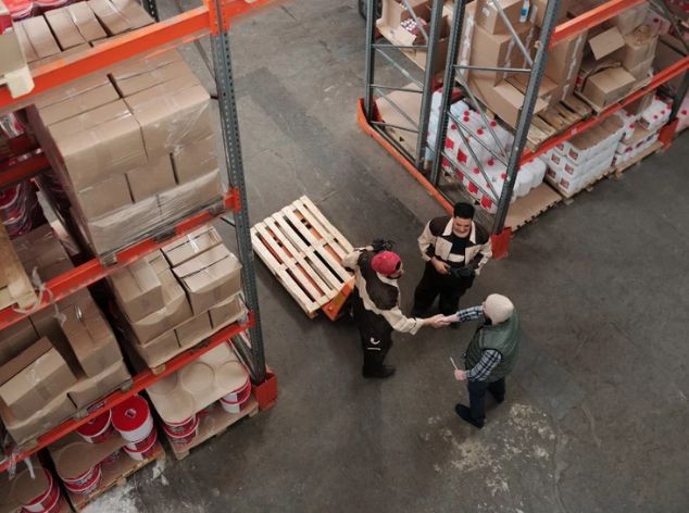 System WMS dla dystrybutora i obsługi wielu magazynów